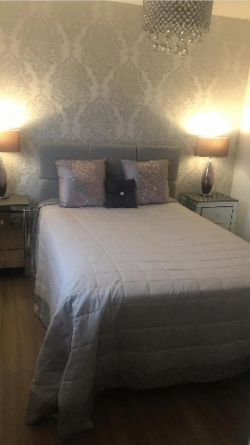 Double Room With En-Suite. Central For North West Rainhill Eksteriør billede